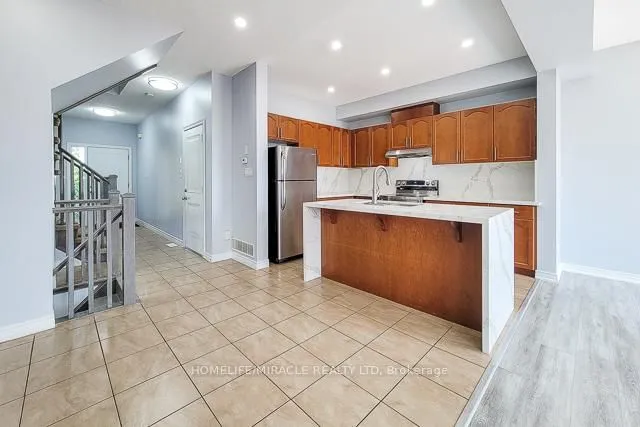 Additional image 17 of 77 Highgate Dr