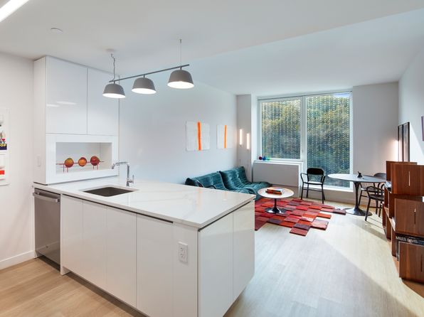 4650 Broadway #1207, New York, NY 10040