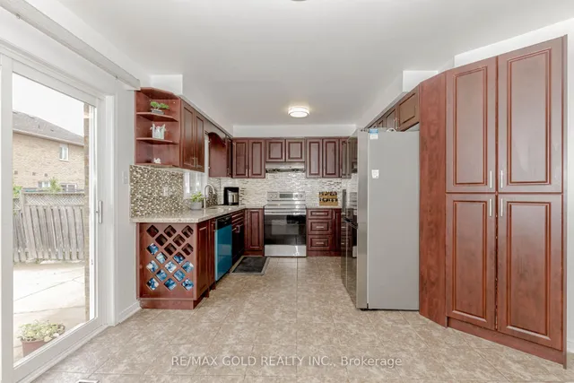 Additional image 13 of 87 Queen Mary Dr