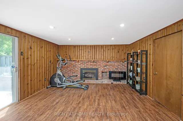 Additional image 30 of 85 Robinhood Dr