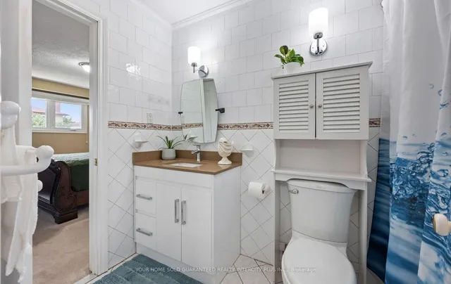 Additional image 30 of 33 Merton Rd