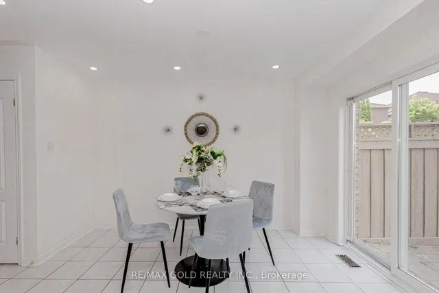 Additional image 7 of 37 Native Landing