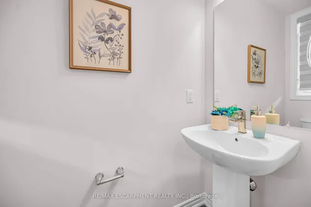 Additional image 6 of 61 SOHO St Unit 13