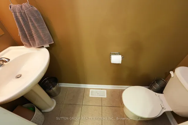 Additional image 26 of 35 Bleasdale Ave