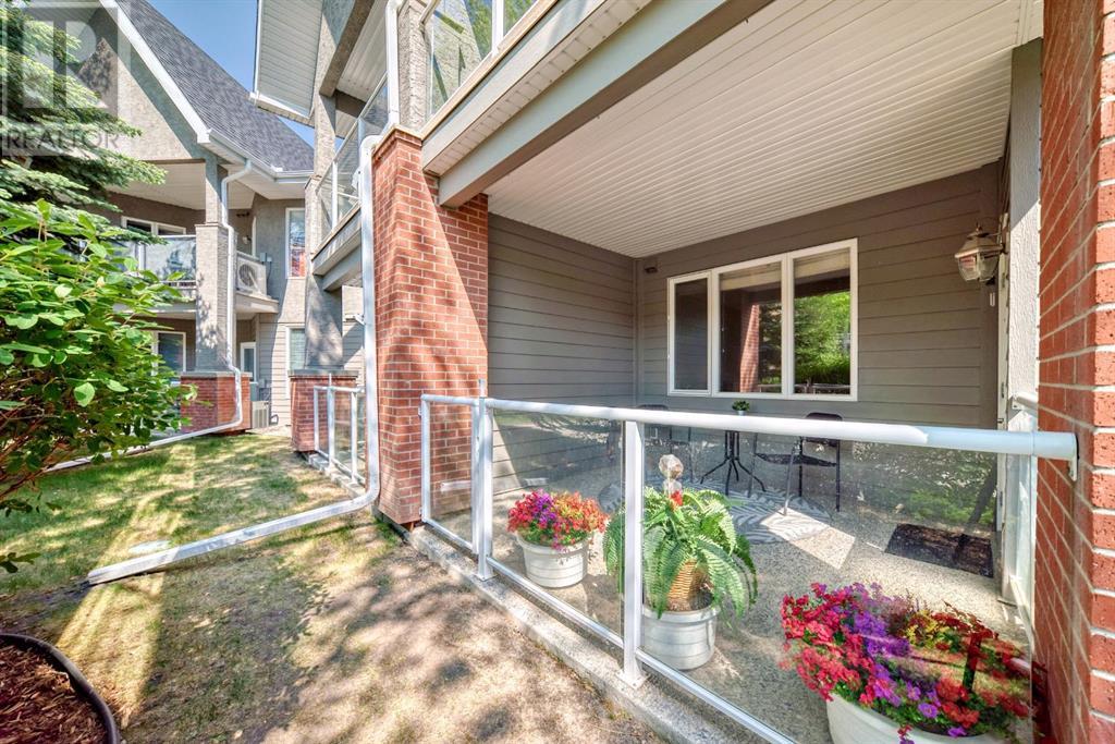 178, 15 Everstone Drive SW|Calgary, Alberta T2Y5B5