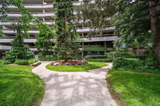 Additional image 31 of 100 Quebec Ave Unit 511