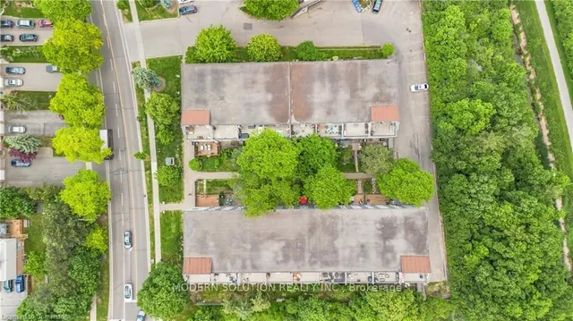 Additional image 3 of 1016 Falgarwood Dr Unit 42