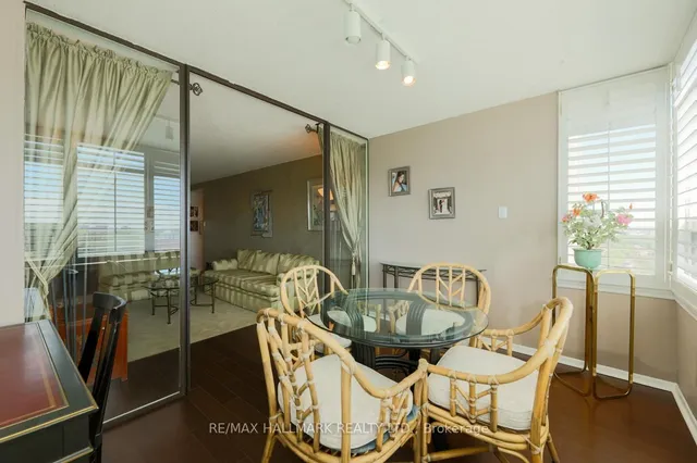 Additional image 6 of 55 Skymark Dr Unit 1707