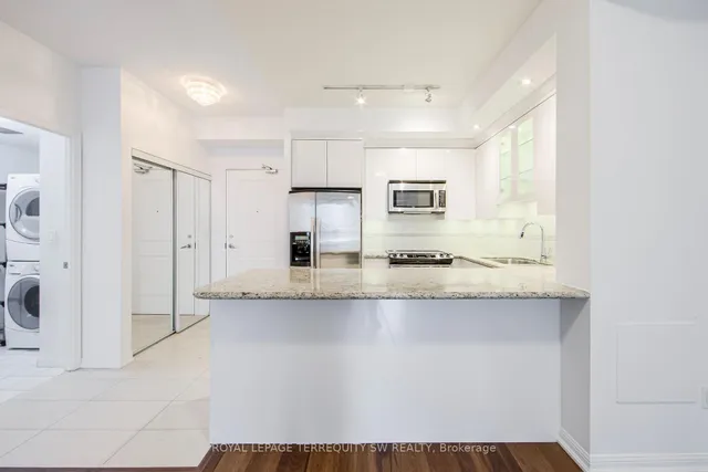 Additional image 4 of 628 Fleet St Unit 1009