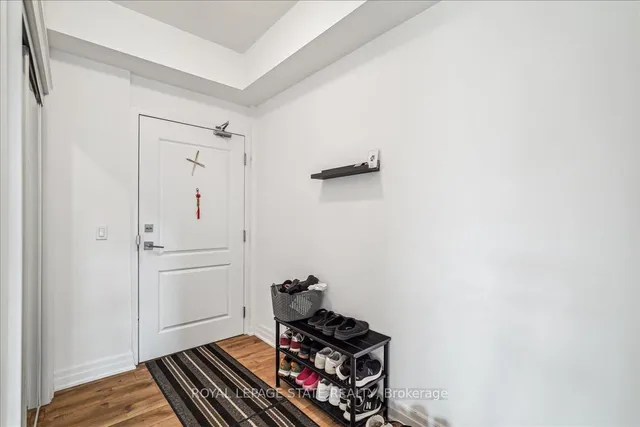 Additional image 8 of 81 Robinson St Unit 809