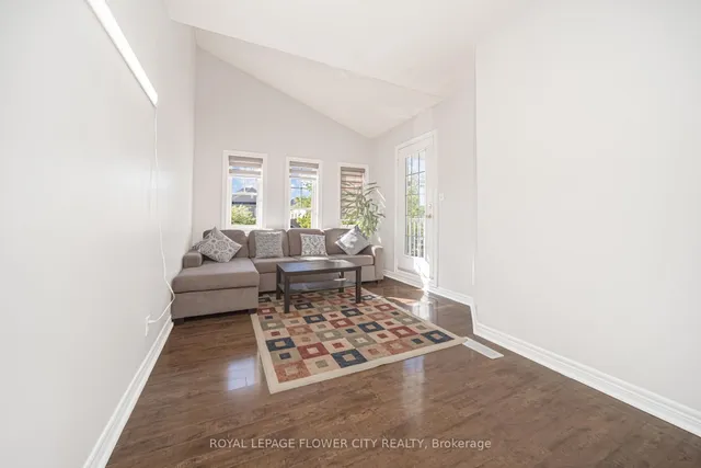 Additional image 20 of 18 Nathaniel Cres