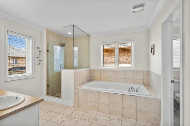 Additional image 31 of 3243 Larry Cres