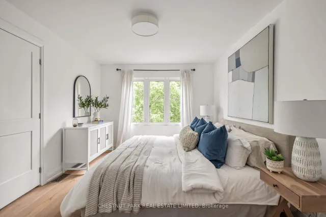 Additional image 18 of 161 Queensdale Ave