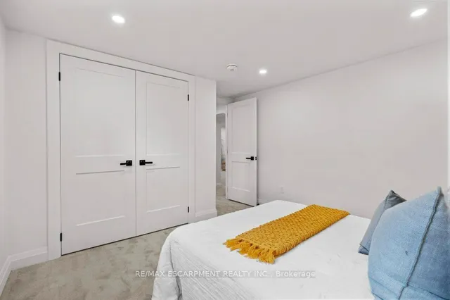 Additional image 38 of 877 Condor Dr