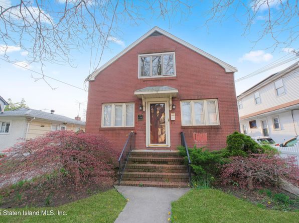 138 Woolley Ave, Staten Island, NY 10314