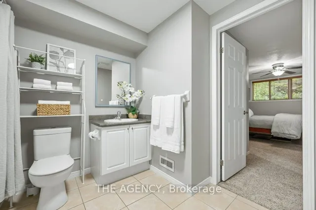 Additional image 30 of 45 Cedarhil Cres Unit 14A