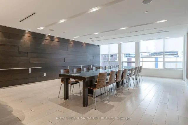 Additional image 39 of 170 Sumach St Unit 902