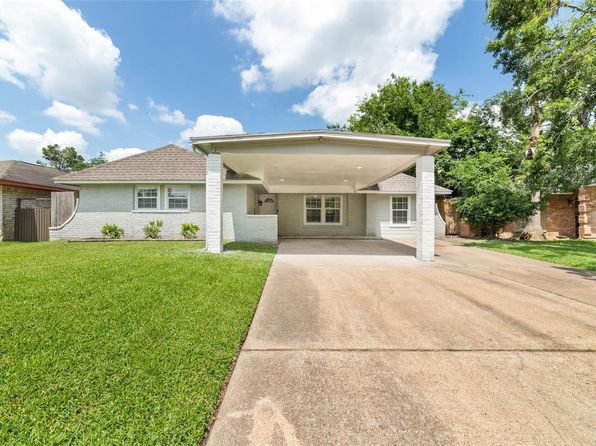 11231 Vailview Dr, Houston, TX 77016