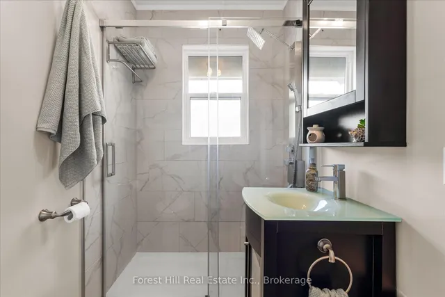 Additional image 21 of 2 Stroud Rd Unit 5