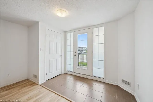 Additional image 4 of 1684 Fischer Hallman Rd Unit A