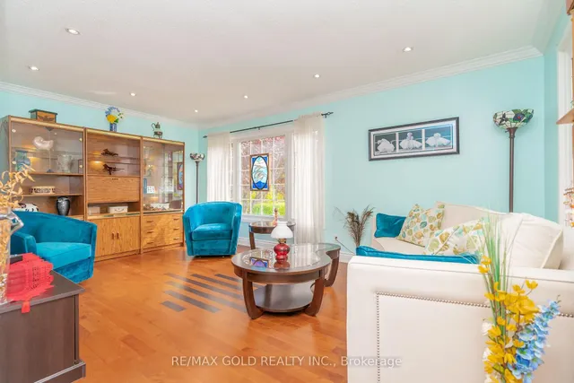 Additional image 8 of 7 Wadsworth Circ