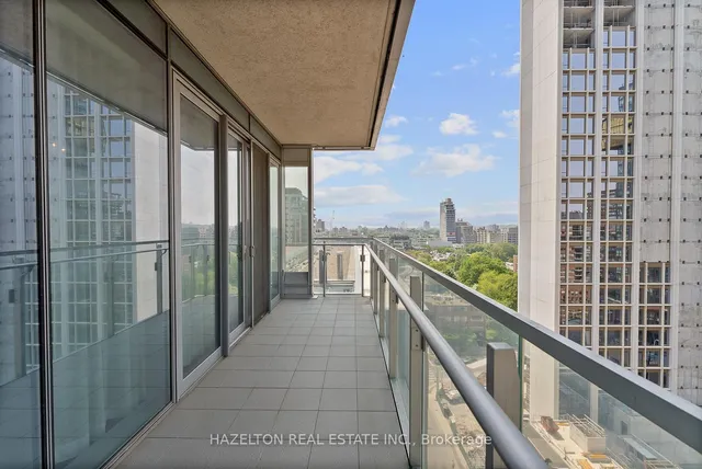 Additional image 32 of 55 Scollard St Unit 1201