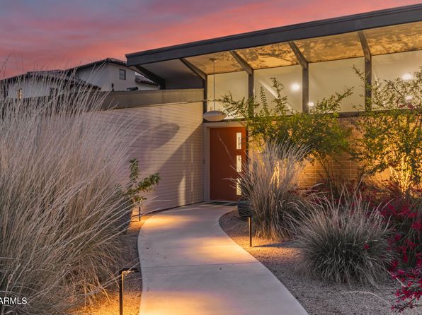 5960 E Orange Blossom Ln, Phoenix, AZ 85018