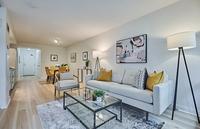 Additional image 8 of 4K Spadina Ave Unit 323