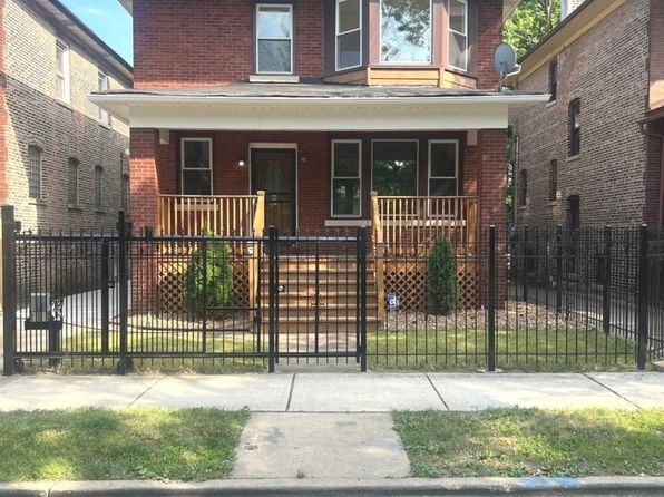 2627 E 74th Pl, Chicago, IL 60649