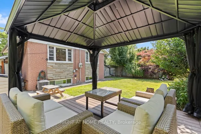 Additional image 29 of 4224 Bloor St