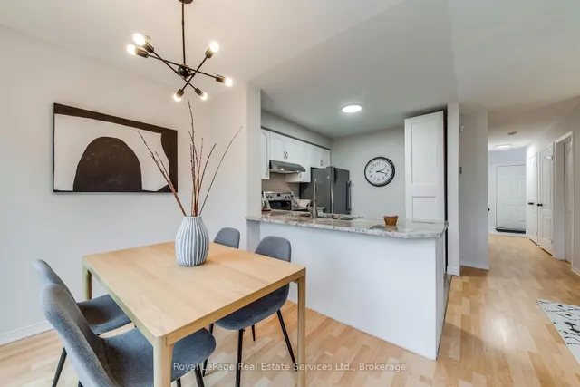 Additional image 18 of 39 Foxborough Dr