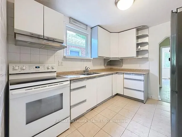 Additional image 11 of 27 Adair Rd