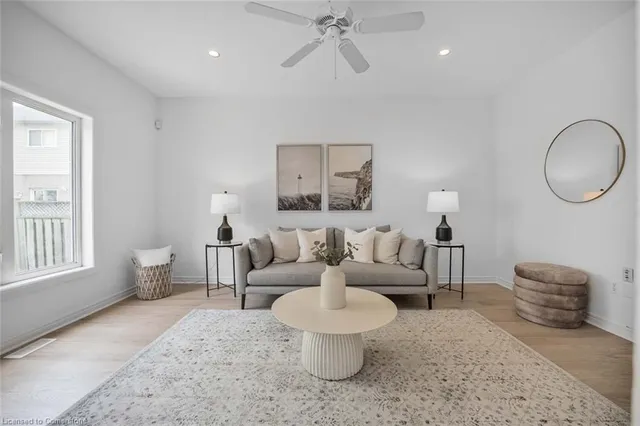 Additional image 14 of 5228 Garland Cres