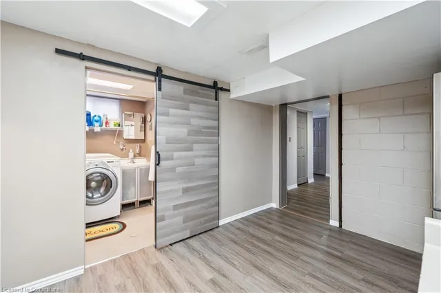 Additional image 26 of 154 Howard Ave