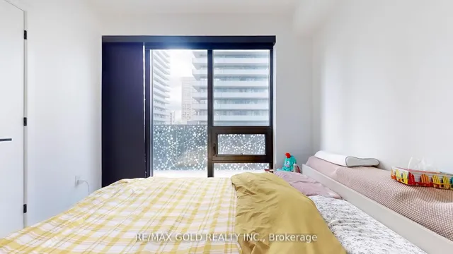 Additional image 14 of 55 Charles St Unit 1310