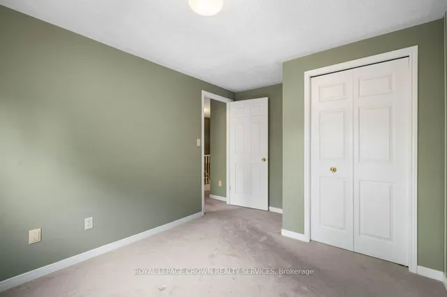 Additional image 31 of 48 Resurrection Dr