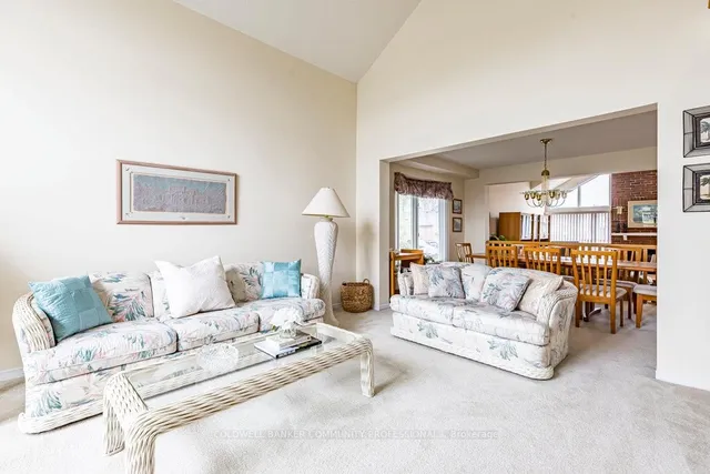 Additional image 6 of 2 Katie Crt