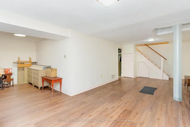 Additional image 22 of 43 Vanderbrent Cres