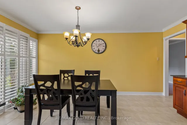 Additional image 20 of 58 Hall Cres