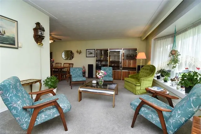 Additional image 4 of 70 Mayfair Ave