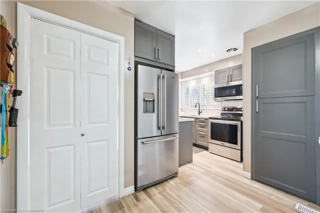 Additional image 9 of 154 Howard Ave