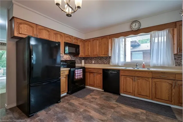 Additional image 8 of 29 Ruskview Rd