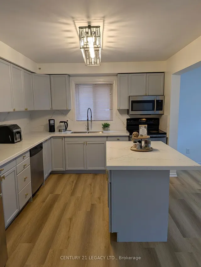 Additional image 4 of 146 Muirland Cres