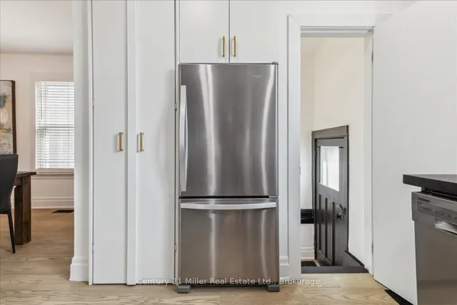 Additional image 14 of 237 Balmoral Ave