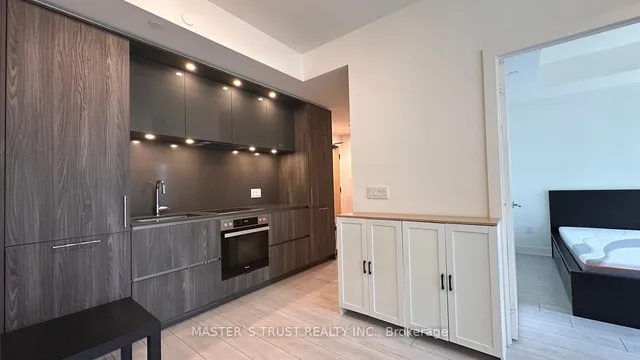 Additional image 16 of 15 Mercer St Unit 1105