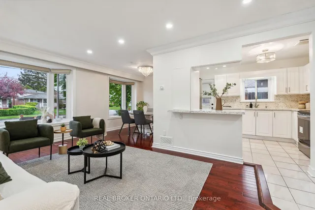 Additional image 6 of 933 Scarborough Golf Clb Rd