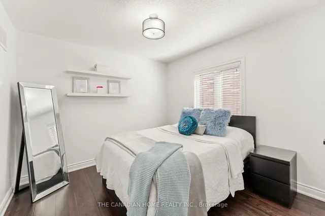 Additional image 30 of 29 Masken Circ