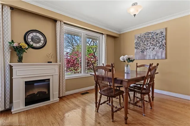 Additional image 10 of 380 Bryant Cres