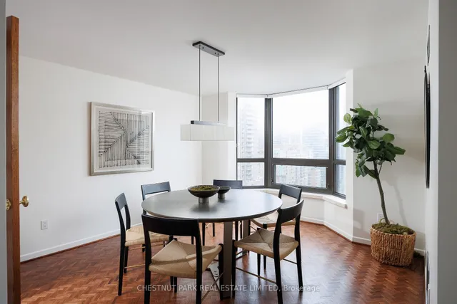 Additional image 15 of 62 Wellesley St Unit 1903