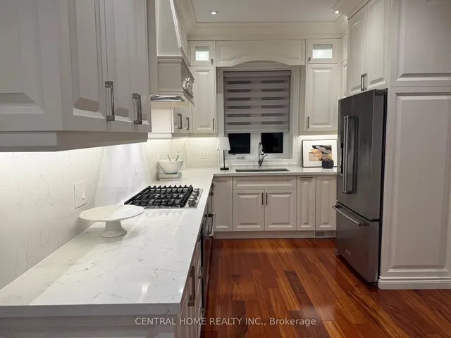 Additional image 5 of 298. Poyntz Ave